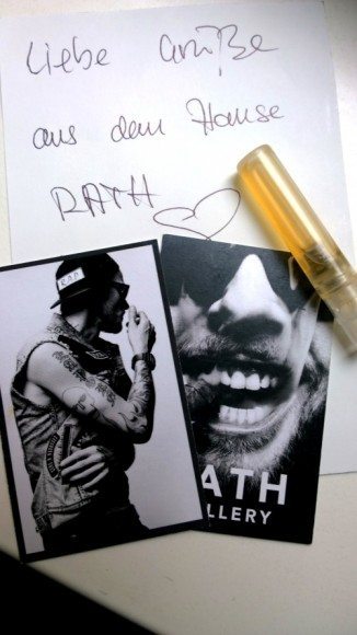 V-Mag - Parfum LIQUID SXX - the DNA of Oliver Rath - Probe und Postkarte