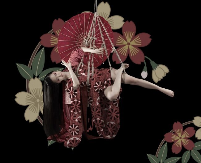 V-Mag - Tableau Vivant - Shibari Bondage 4 - Foto Robert G. Bartholot