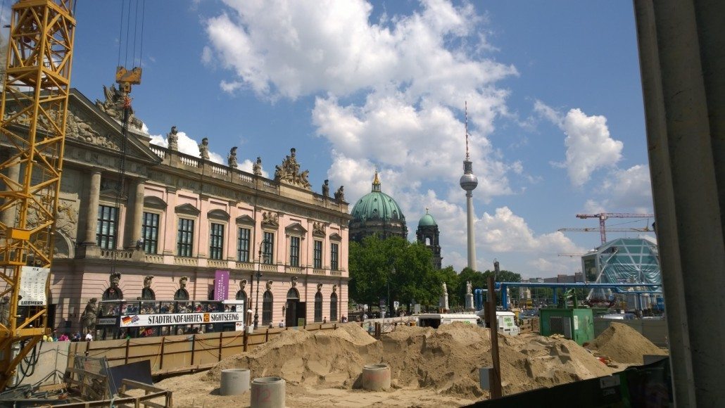 V-Mag - Perret Schaad SS2015 Mercedes Benz Fashion Week Berlin -9- (c)Stephanie Schneider