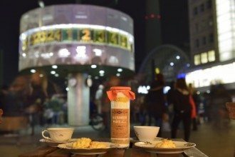 V-Mag - Backflasch Alexanderplatz - Foto Oliver Doll