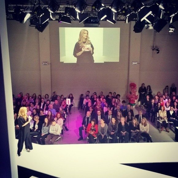 V-Mag - lavera Showfloor Januar 2015 - 2