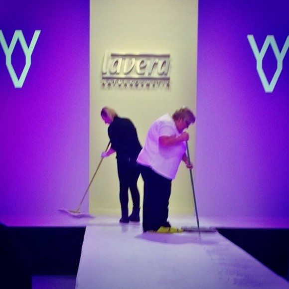 V-Mag - lavera Showfloor Januar 2015 - 3