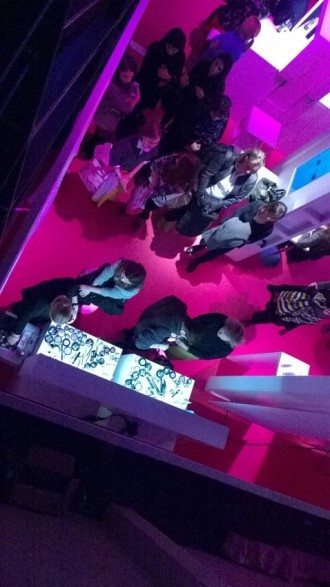 V-Mag - Lavera Showfloor Januar 2015