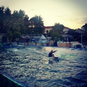 V-Mag - Wake the City - Wakeboarding im RAW Tempel Friedrichshain - Wakeboarding