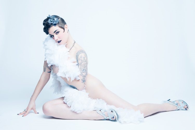 V-Mag - Verfuehrer Das Beste aus Berlin - Lola Frost - Foto David Denofreo