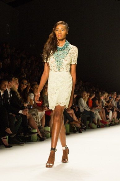CIRCUS of FASHION-Ewa Herzog MBFW SS2016-Foto Andre Remark-DSC_9276_787 BA