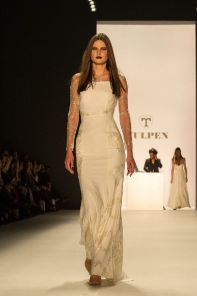 CIRCUS of FASHION-TULPEN MBFW AW2016-17-Foto Andre Remark-DSC_8151_10692 BA