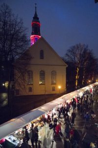 verfuehrer-das-beste-aus-berlin-weihnachtsmarkt-sophienstrasse-kirche-foto-events-ralf-bielefeldt